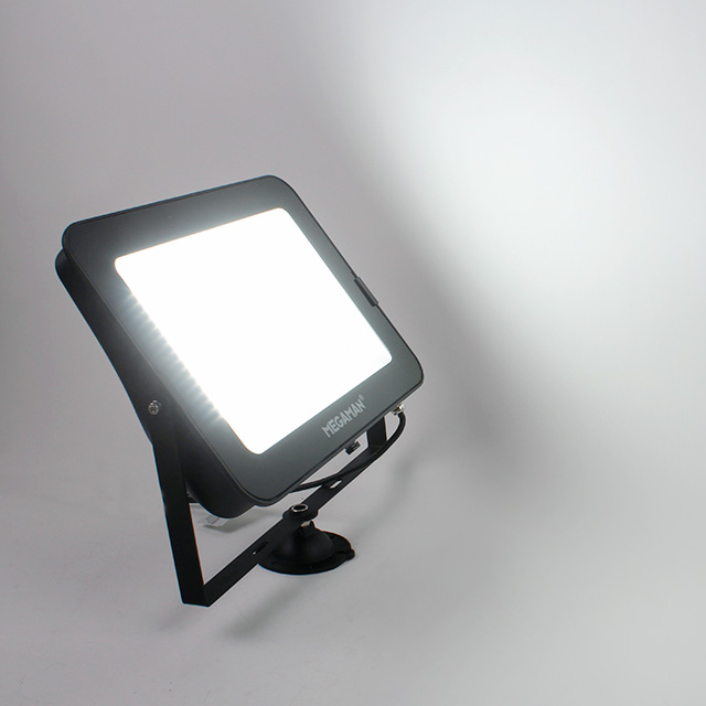 LED투광기 고효율 투광등 200W 메가맨 방수 방진 간판조명